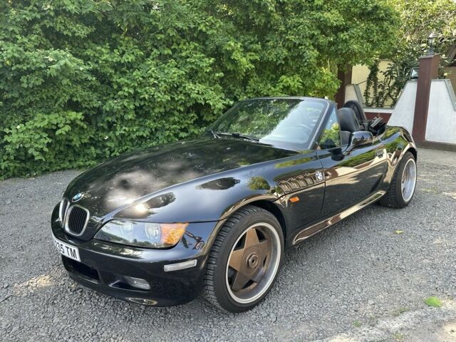 Черный БМВ Зет 3, объемом двигателя 1.9 л и пробегом 380 тыс. км за 9899 $, фото 5 на Automoto.ua