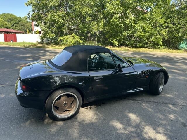 Черный БМВ Зет 3, объемом двигателя 1.9 л и пробегом 380 тыс. км за 9899 $, фото 12 на Automoto.ua