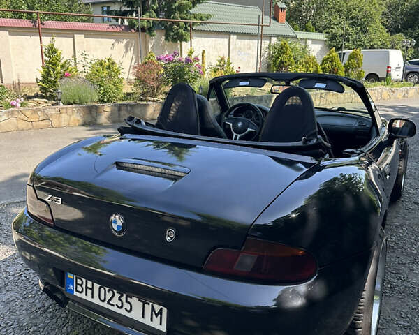 Черный БМВ Зет 3, объемом двигателя 1.9 л и пробегом 350 тыс. км за 11000 $, фото 4 на Automoto.ua