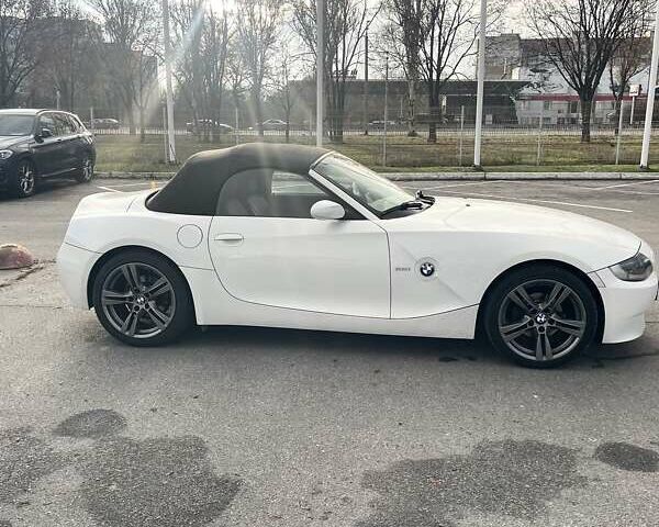 Белый БМВ Зет 4, объемом двигателя 2.5 л и пробегом 165 тыс. км за 10999 $, фото 5 на Automoto.ua