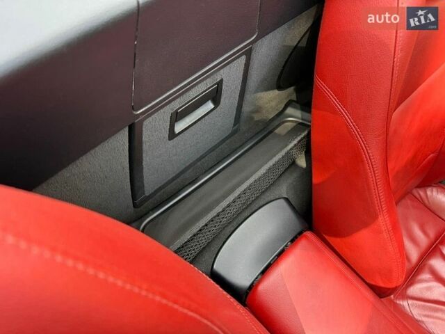 Белый БМВ Зет 4, объемом двигателя 2.5 л и пробегом 129 тыс. км за 17700 $, фото 10 на Automoto.ua