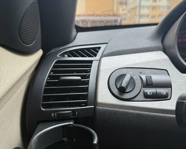 Черный БМВ Зет 4, объемом двигателя 2.49 л и пробегом 99 тыс. км за 9500 $, фото 11 на Automoto.ua