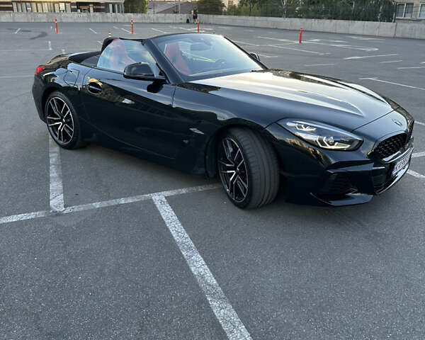 Чорний БМВ Зет 4, об'ємом двигуна 2 л та пробігом 45 тис. км за 36400 $, фото 1 на Automoto.ua