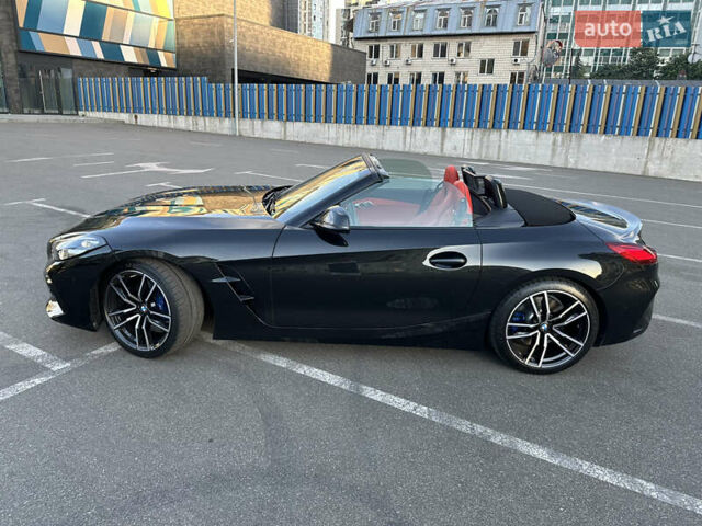 Чорний БМВ Зет 4, об'ємом двигуна 2 л та пробігом 45 тис. км за 36400 $, фото 4 на Automoto.ua