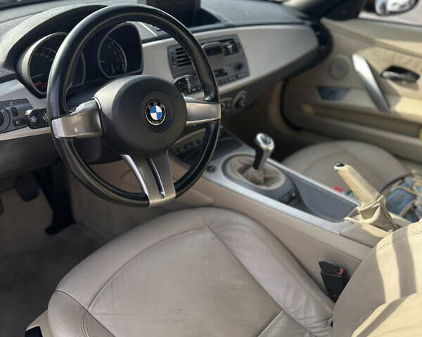 Красный БМВ Зет 4, объемом двигателя 2.49 л и пробегом 92 тыс. км за 10900 $, фото 28 на Automoto.ua