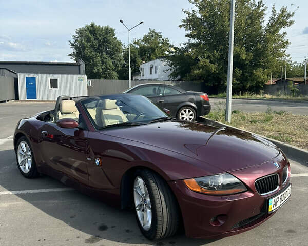 Красный БМВ Зет 4, объемом двигателя 2.49 л и пробегом 92 тыс. км за 10900 $, фото 4 на Automoto.ua