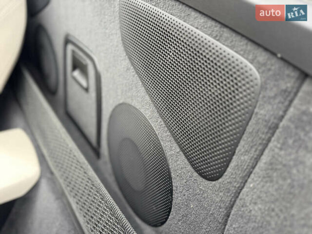 Красный БМВ Зет 4, объемом двигателя 3 л и пробегом 144 тыс. км за 44900 $, фото 43 на Automoto.ua