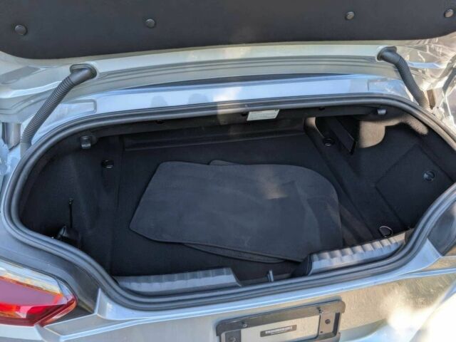 Серый БМВ Зет 4, объемом двигателя 2 л и пробегом 37 тыс. км за 21000 $, фото 10 на Automoto.ua