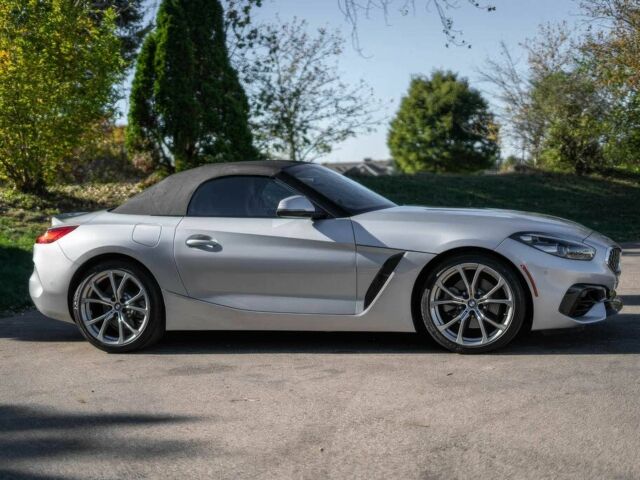 Серый БМВ Зет 4, объемом двигателя 2 л и пробегом 37 тыс. км за 21000 $, фото 5 на Automoto.ua