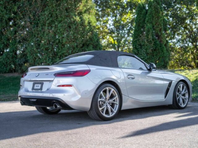 Серый БМВ Зет 4, объемом двигателя 2 л и пробегом 37 тыс. км за 21000 $, фото 4 на Automoto.ua