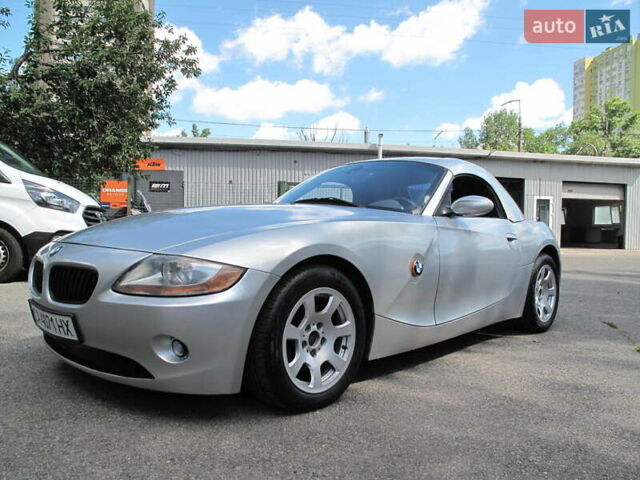 Серый БМВ Зет 4, объемом двигателя 3 л и пробегом 181 тыс. км за 9900 $, фото 3 на Automoto.ua