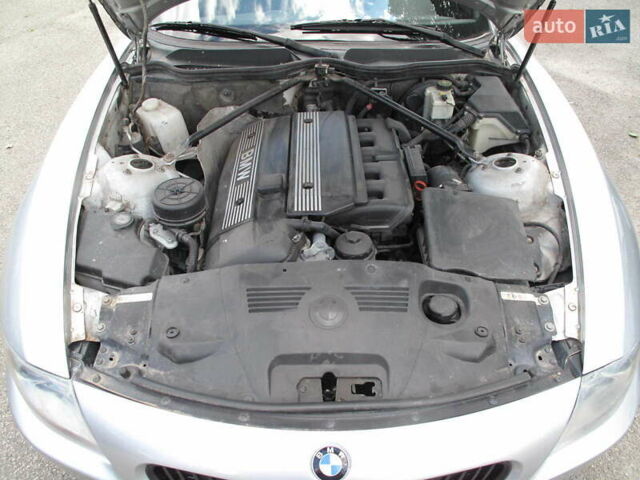 Серый БМВ Зет 4, объемом двигателя 3 л и пробегом 181 тыс. км за 9900 $, фото 57 на Automoto.ua