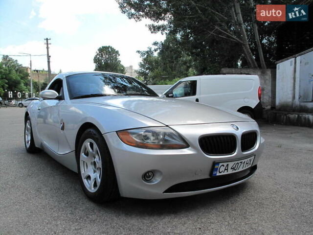 Серый БМВ Зет 4, объемом двигателя 3 л и пробегом 181 тыс. км за 9900 $, фото 4 на Automoto.ua