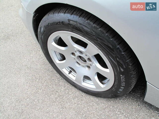 Серый БМВ Зет 4, объемом двигателя 3 л и пробегом 181 тыс. км за 9900 $, фото 48 на Automoto.ua