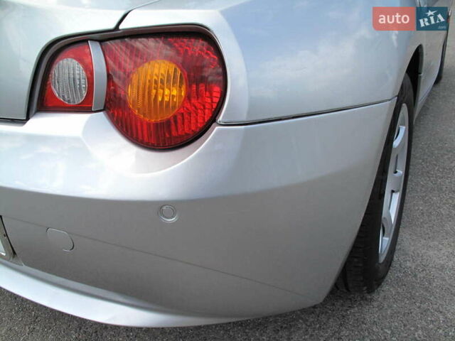 Серый БМВ Зет 4, объемом двигателя 3 л и пробегом 181 тыс. км за 9900 $, фото 30 на Automoto.ua