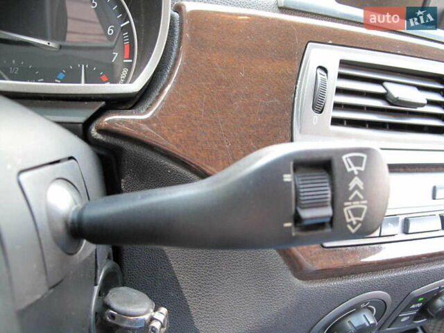 Серый БМВ Зет 4, объемом двигателя 3 л и пробегом 181 тыс. км за 9900 $, фото 63 на Automoto.ua