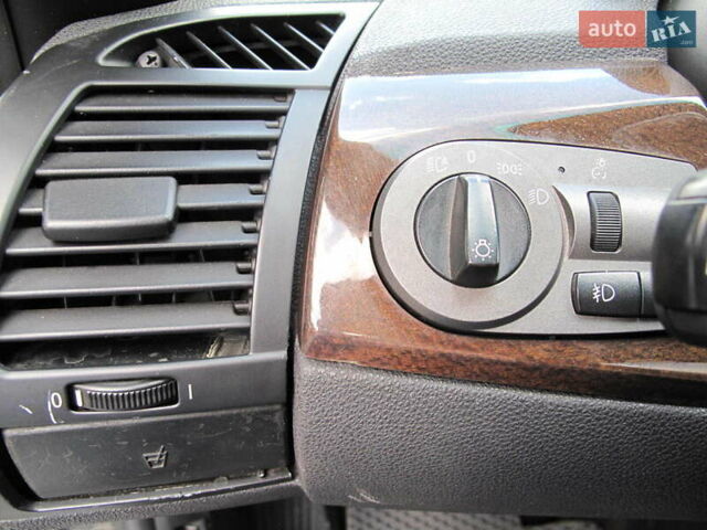 Серый БМВ Зет 4, объемом двигателя 3 л и пробегом 181 тыс. км за 9900 $, фото 59 на Automoto.ua