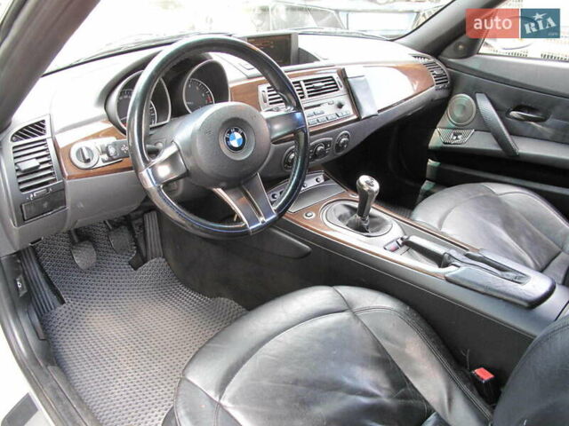Серый БМВ Зет 4, объемом двигателя 3 л и пробегом 181 тыс. км за 9900 $, фото 39 на Automoto.ua
