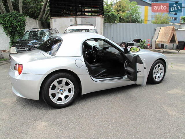 Серый БМВ Зет 4, объемом двигателя 3 л и пробегом 181 тыс. км за 9900 $, фото 41 на Automoto.ua