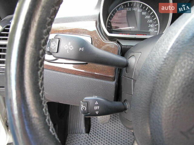 Серый БМВ Зет 4, объемом двигателя 3 л и пробегом 181 тыс. км за 9900 $, фото 62 на Automoto.ua