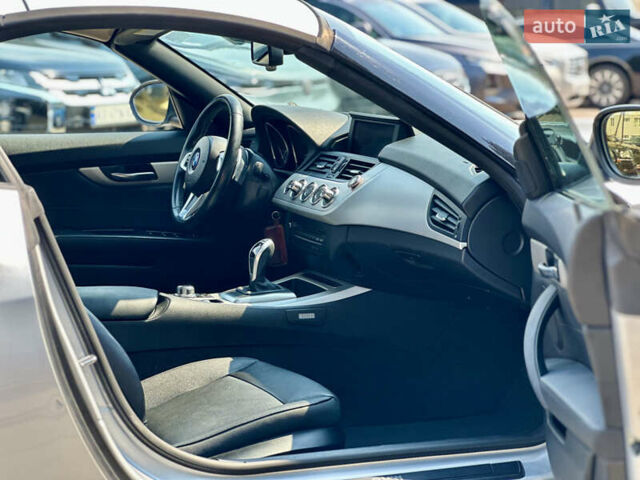 Серый БМВ Зет 4, объемом двигателя 2 л и пробегом 152 тыс. км за 14900 $, фото 15 на Automoto.ua