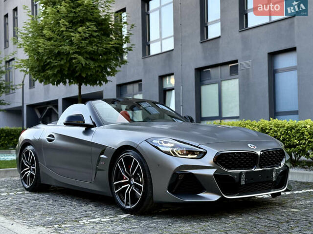 Серый БМВ Зет 4, объемом двигателя 3 л и пробегом 19 тыс. км за 49900 $, фото 12 на Automoto.ua
