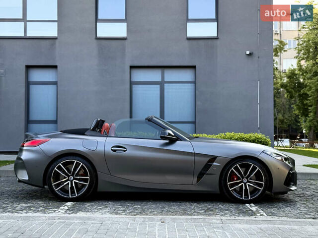 Серый БМВ Зет 4, объемом двигателя 3 л и пробегом 19 тыс. км за 49900 $, фото 16 на Automoto.ua