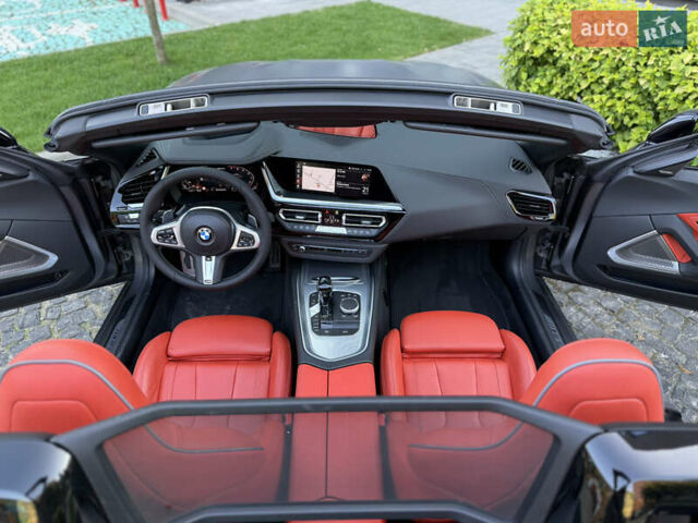 Сірий БМВ Зет 4, об'ємом двигуна 3 л та пробігом 18 тис. км за 48900 $, фото 78 на Automoto.ua