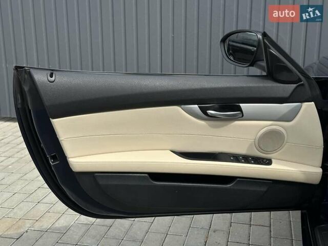 Синий БМВ Зет 4, объемом двигателя 2.5 л и пробегом 67 тыс. км за 19900 $, фото 25 на Automoto.ua