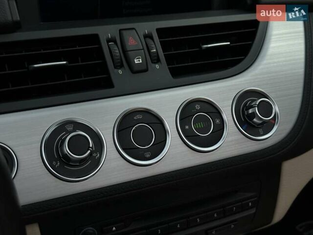 Синий БМВ Зет 4, объемом двигателя 2.5 л и пробегом 67 тыс. км за 19900 $, фото 33 на Automoto.ua