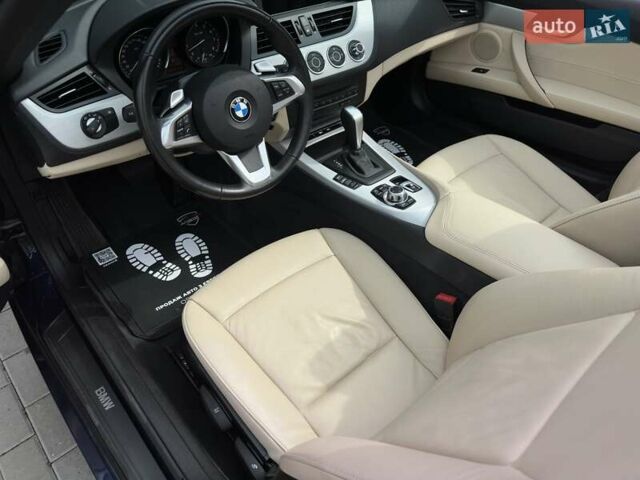 Синий БМВ Зет 4, объемом двигателя 2.5 л и пробегом 67 тыс. км за 19900 $, фото 27 на Automoto.ua