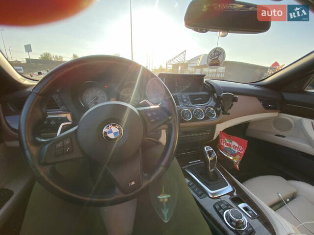 Синий БМВ Зет 4, объемом двигателя 3 л и пробегом 42 тыс. км за 27000 $, фото 6 на Automoto.ua