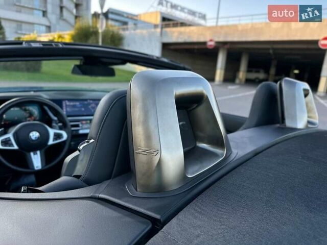 Синий БМВ Зет 4, объемом двигателя 3 л и пробегом 20 тыс. км за 50999 $, фото 74 на Automoto.ua