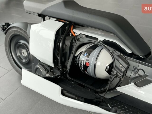 купить новое авто БМВ CE 04 2023 года от официального дилера АВТ Бавария Киев Вацлава Гавела БМВ фото