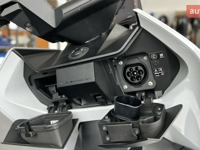 купить новое авто БМВ CE 04 2023 года от официального дилера АВТ Бавария Киев Вацлава Гавела БМВ фото