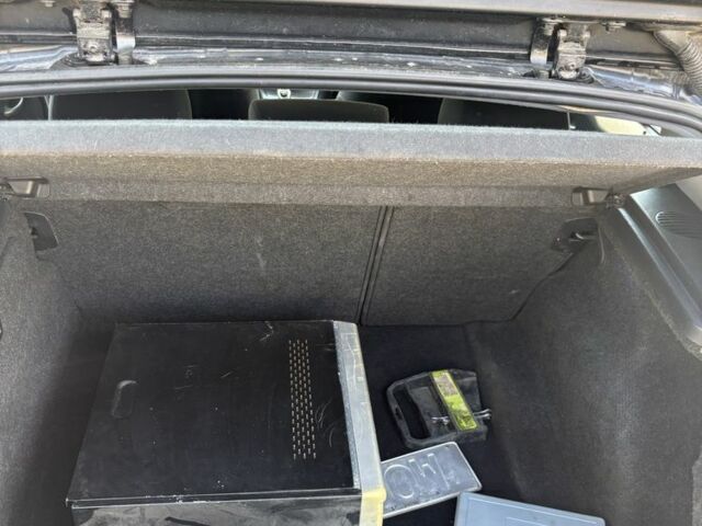 Чорний БМВ Інша, об'ємом двигуна 2 л та пробігом 222 тис. км за 3570 $, фото 7 на Automoto.ua