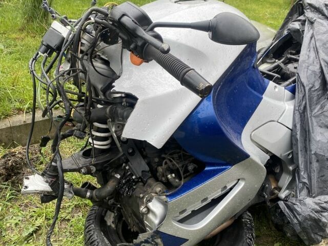 БМВ Другая 2001 в Ровно на Automoto.ua БМВ Другая, объемом двигателя 1 л и пробегом 0 тыс. км за 2200 $, фото 4 на Automoto.ua