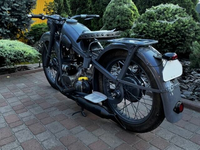 БМВ Другая, объемом двигателя 0.35 л и пробегом 0 тыс. км за 7000 $, фото 1 на Automoto.ua