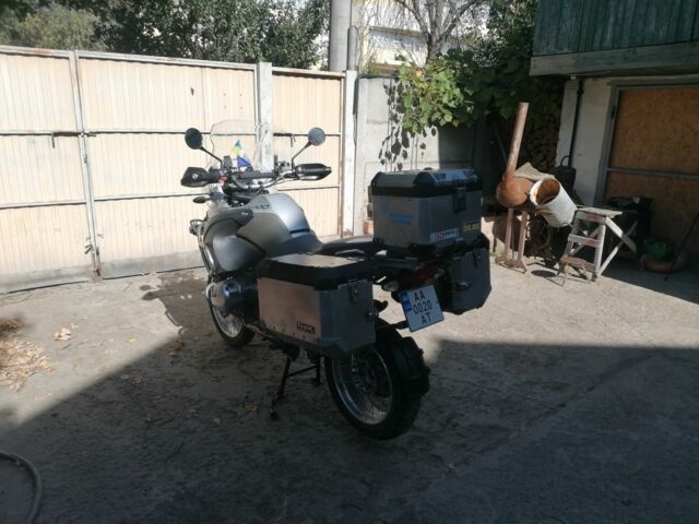 БМВ Другая, объемом двигателя 1.2 л и пробегом 0 тыс. км за 8000 $, фото 6 на Automoto.ua