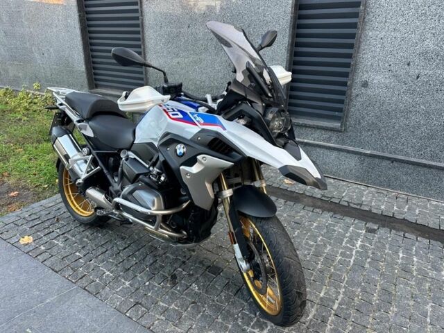 БМВ Другая, объемом двигателя 0 л и пробегом 0 тыс. км за 6500 $, фото 1 на Automoto.ua