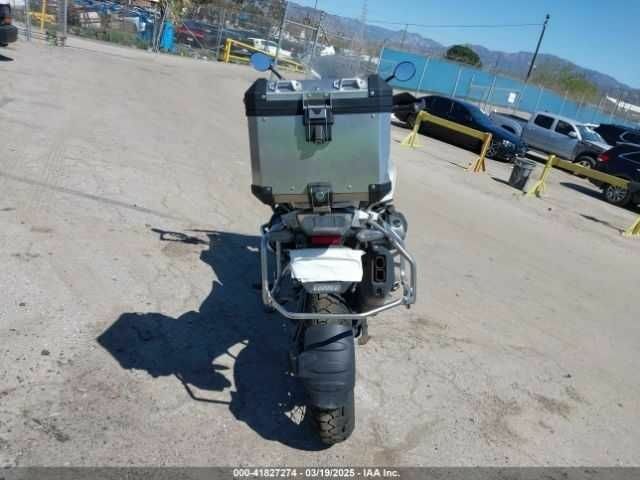 БМВ Другая, объемом двигателя 1.25 л и пробегом 0 тыс. км за 10000 $, фото 5 на Automoto.ua