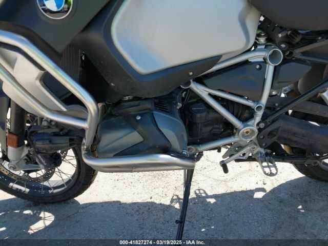 БМВ Другая, объемом двигателя 1.25 л и пробегом 0 тыс. км за 10000 $, фото 8 на Automoto.ua