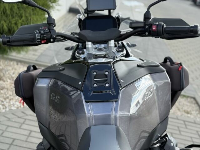 БМВ Другая, об'ємом двигуна 1.3 л та пробігом 0 тис. км за 30300 $, фото 5 на Automoto.ua