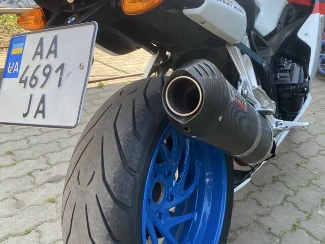 БМВ Другая, об'ємом двигуна 1.2 л та пробігом 0 тис. км за 6400 $, фото 3 на Automoto.ua