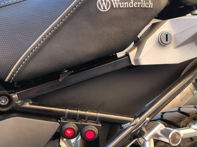 БМВ Другая, об'ємом двигуна 1.2 л та пробігом 0 тис. км за 15000 $, фото 6 на Automoto.ua