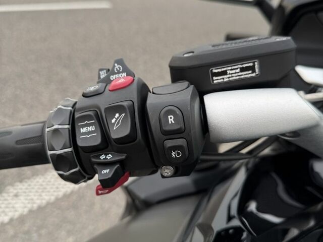 БМВ Другая, об'ємом двигуна 1.65 л та пробігом 0 тис. км за 26899 $, фото 11 на Automoto.ua
