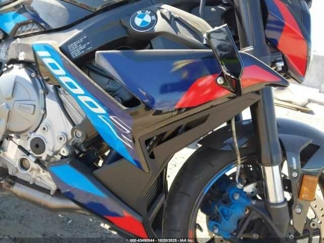 БМВ Другая, объемом двигателя 1 л и пробегом 0 тыс. км за 15000 $, фото 10 на Automoto.ua