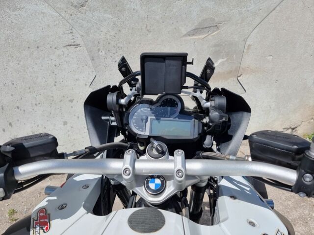 БМВ Другая 2015 в Сокинянах на Automoto.ua БМВ Другая, объемом двигателя 1.2 л и пробегом 0 тыс. км за 12600 $, фото 9 на Automoto.ua