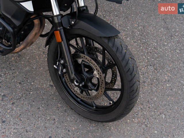 Белый БМВ F 750GS, объемом двигателя 0.85 л и пробегом 14 тыс. км за 10900 $, фото 6 на Automoto.ua