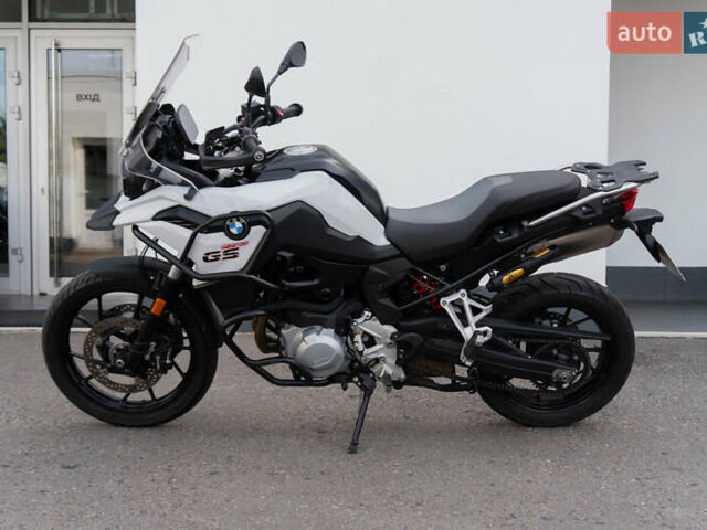 Белый БМВ F 750GS, объемом двигателя 0.85 л и пробегом 14 тыс. км за 10900 $, фото 2 на Automoto.ua